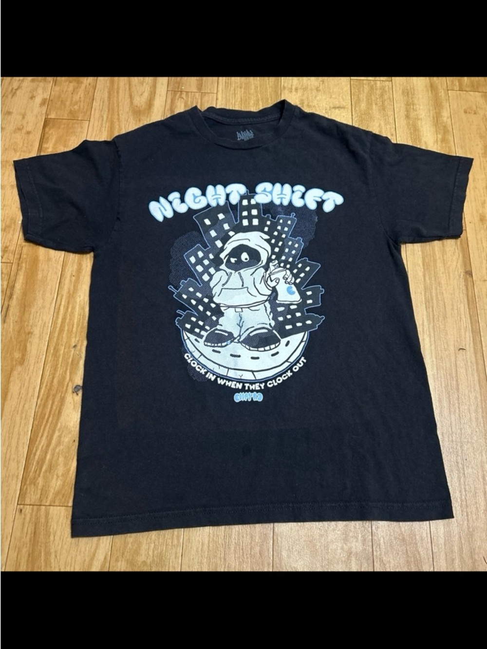 Empyre T-shirt Size M